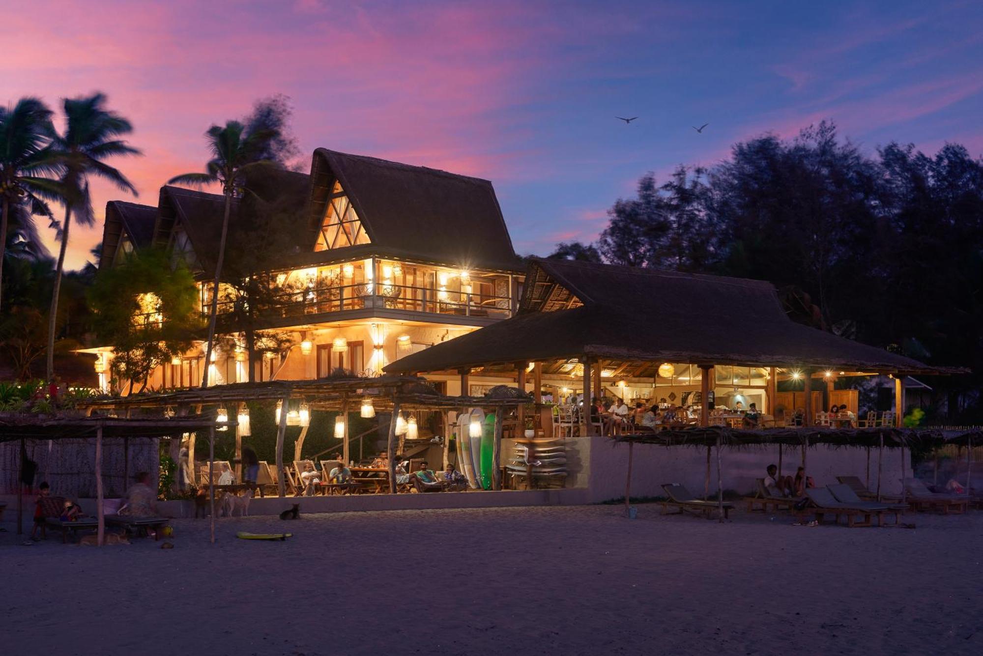 Vaayu Kula Mandrem Hotel ภายนอก รูปภาพ